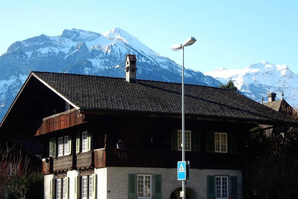 Zentral Gelegene Wohnung Mit Grossem Garten Interlaken Exterior photo